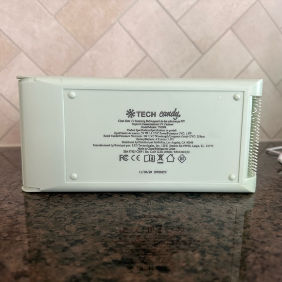 Tech Candy Clean Slate Sanitizing Bed - Picture 5 of 5